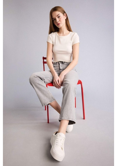 Defacto Comfort Straıght Normal Bel Kısa Paça Jean Yıkamalı Pantolon H5367ax26smnm55 Gri-nm55 Defacto Comfort Straıght Normal Bel Kısa Paça Jean Yıkamalı Pantolon H5367ax26smnm55 Gri-nm55