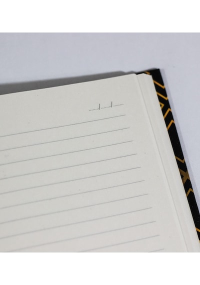 Kişiselleştirilebilir Öğretmenler Gününe Özel Hediye Seti Oval Kupa & Gold Defter & Roller Kalem & Not