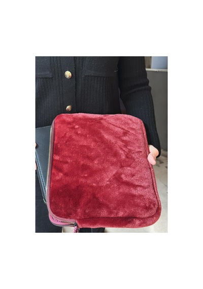 Plush Studıo 13-13.3-14 Inch Peluş Macbook, Laptop Çantası, Bordo Toscase Askısız 36x26cm Bordo Bordo