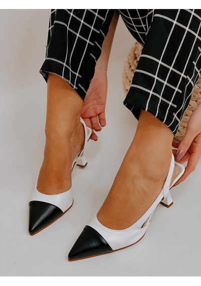 Ervanın Butiği Beyaz Siyah Deri Jake Maskelet Detay Kadın Açık Stiletto-3635