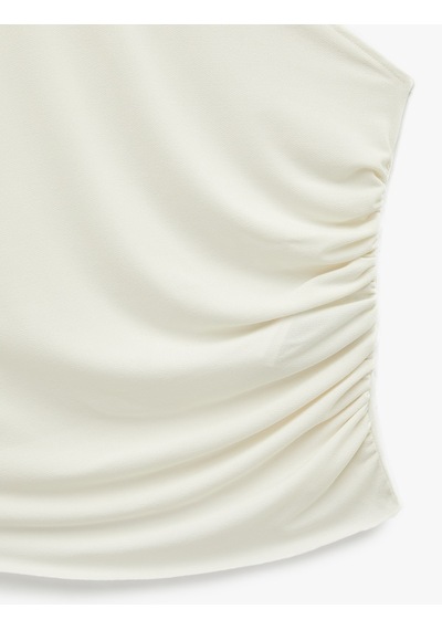 Koton Slim Fit Kısa Kollu Asimetrik Yaka Tek Omuz Bluz Ekru 6sak10482ek