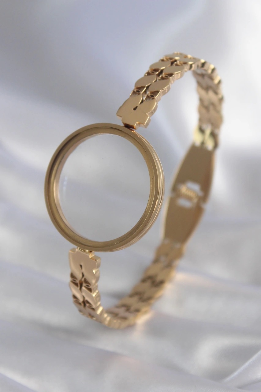 Gürbelle 316l Çelik Gold Renk Arpa İşleme Açılabilir Fanus Model Kadın Kelepçe Bileklik Günlük Altın