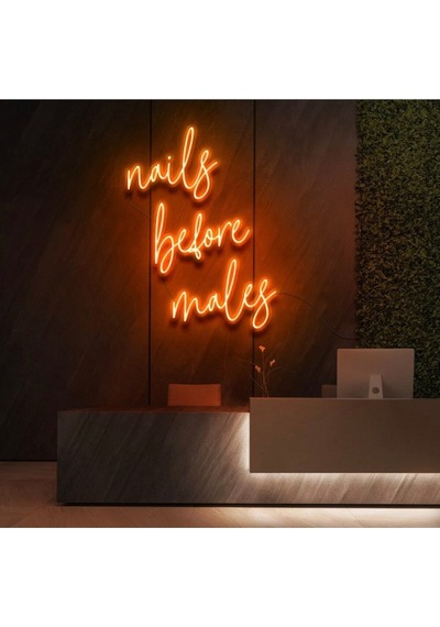 Nails Before Males Yazılı Neon Tabela Turuncu
