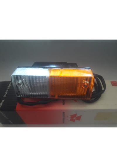 Massey Ferguson 3060 Phantom Ön Sinyal Lambasi Sağ Komple