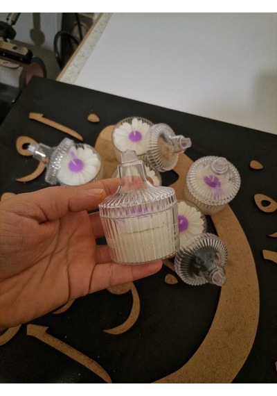 Bernami Mumluk Şamdanpinterest Dekoratif Mum Papatya Kokulu Mum, Mor Papatya Mum, Mika Kutulu Papatya Mum, 1 Adet, Kapakla 2 Parça Diğer