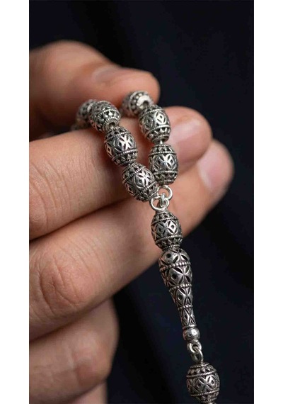 925 Ayar Oval Kesim 3 Kamçılı Püskül Orta Boy Karo Desen Otantik Gümüş Tesbih Gümüş  - Siyah