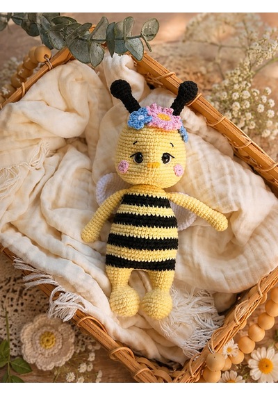 Amigurumi Çiçekli Arıcık