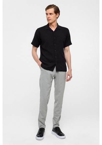 Süvari Siyah Slim Fit Düz Apaş Yaka Gömlek