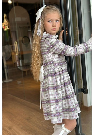 Riccotarz Kız Çocuk Yakası Ve Kolları Fırfırlı Üzeri Boydan Düğme Ve Gri-pembe Ekose Detaylı Elbise Gri - Beyaz Riccotarz Kız Çocuk Yakası Ve Kolları Fırfırlı Üzeri Boydan Düğme Ve Gri-pembe Ekose Detaylı Elbise Gri - Beyaz