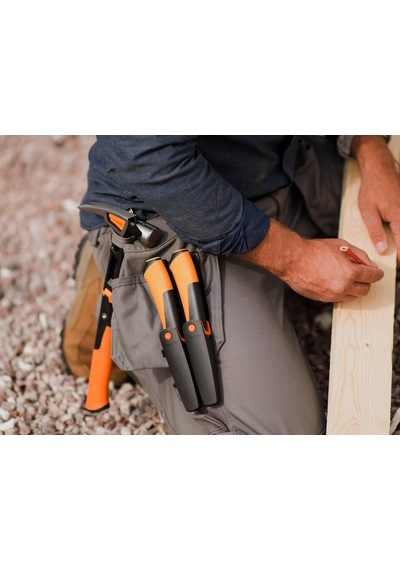 Fiskars Craft Bıçağı, Bileyicili Kılıf Dahil, 20,9 Cm, Siyah/turu Diğer