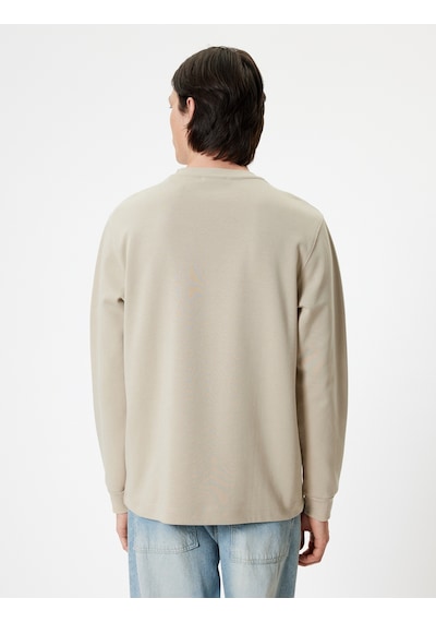 Koton Bisiklet Yaka Sweatshirt Basic Uzun Kollu Pamuklu İnterlok Kumaş Bej 5wam70095mk Ekru