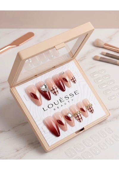 Louésse Ruby Grid Takma Tırnak Seti 12 Li Kırmızı French Taş Detaylı Şık Model