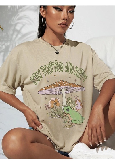 Flood Of Style Kadın Bej Stay Posıtıve And Happy Baskılı Oversize Bisiklet Yaka Tshirt