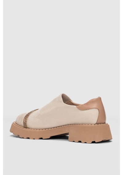 Nivan Ön Taşlı Aksesuar Detaylı Kadın Loafer-ekru Süet