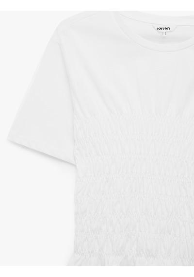Koton Pamuklu Slim Fit Bisiklet Yaka Kısa Kollu Bel Vurgulu Büzgülü Tişört Beyaz 7wak50084ek