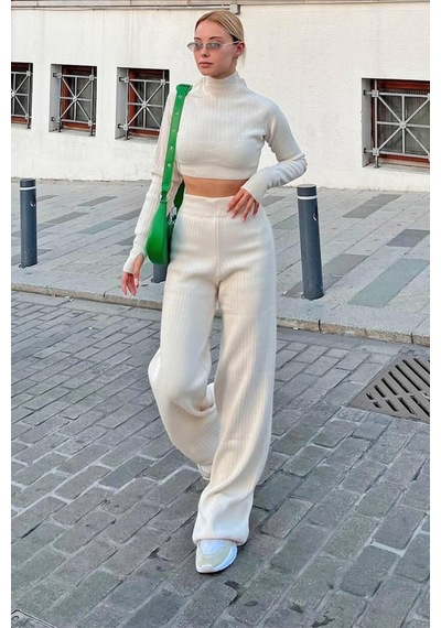 Demora Butik Parmak Geçmeli Triko Takim 2 Li Krem