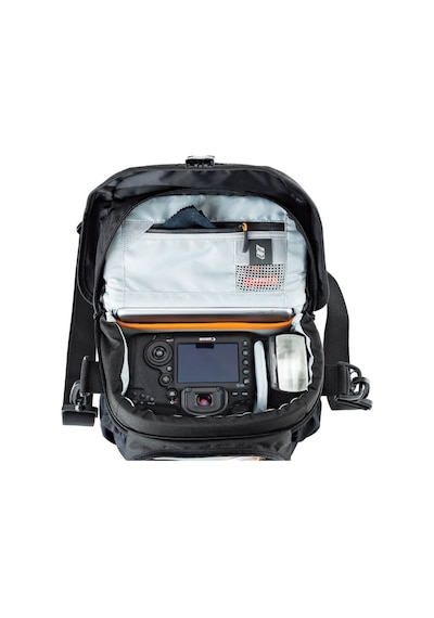 Lowepro Nova 170 Aw Dslr Çantası 170Aw Yağmurluklu Çanta