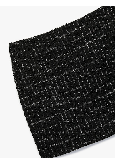 Koton Normal Bel Slim Fit A Kesim Parıltılı Tüvit Mini Etek Siyah Desenli 7wak70008ew