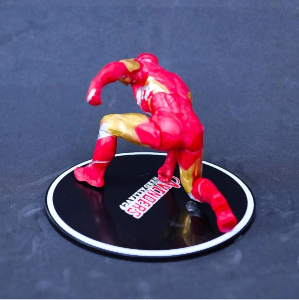 Marvel Avengers Yenilmezler Ironman Stantlı Oyuncak Figür Karakter Masaüstü Biblo Gençlere Hediye Marvel - Avengers Marvel Avengers Yenilmezler Ironman Stantlı Oyuncak Figür Karakter Masaüstü Biblo Gençlere Hediye Marvel - Avengers