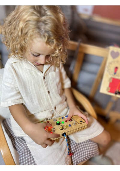 Çocuklar İçin Eğitici Ahşap Montessori Işıklı Oyun Panosu - Zeka Geliştirici Oyuncak