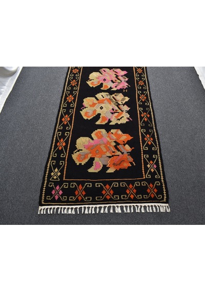 El Dokuma Gösterişli Güllü Çiçekli Kirmen Karabağ Yolluk Yün Kilim 6378