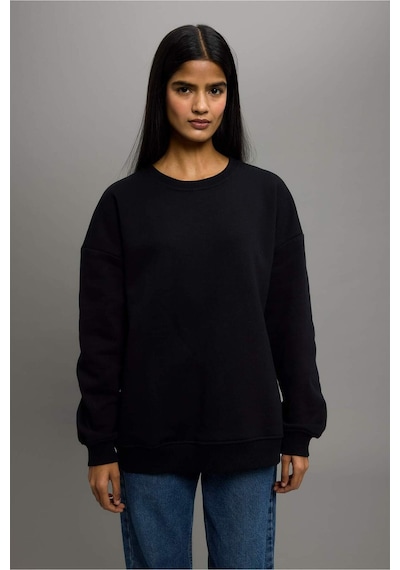 Defacto Oversize Geniş Kalıp Basic Düz Kalın Sweatshirt F9628ax25aubk81 Siyah Defacto Oversize Geniş Kalıp Basic Düz Kalın Sweatshirt F9628ax25aubk81 Siyah