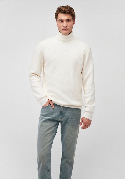 Mavi Boğazlı Beyaz Kazak Slim Fit / Dar Kesim 0710196-80194 Beyaz