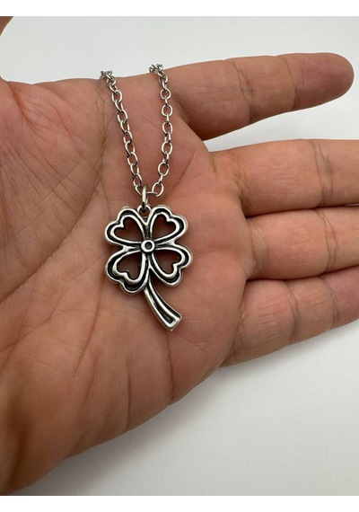 Şans Sembolü 4 Yapraklı Yonca Figürlü Kolye 60 Cm Zamak Zincirli Unisex Antik Takı Çok renkli