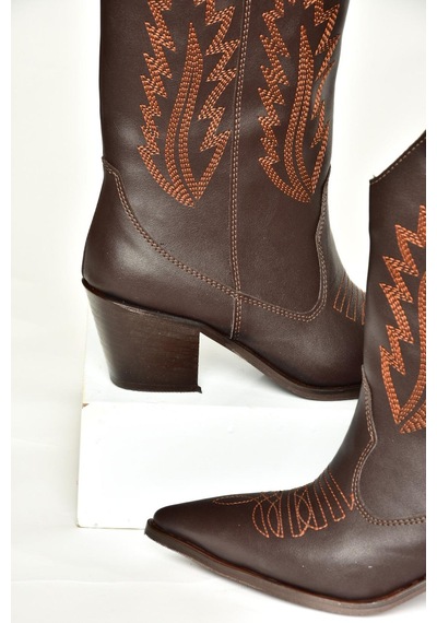Fox Shoes T267655009 Kahverengi Kalın Topuklu Kadın Bot Kahverengi-suni Deri Kahverengi Fox Shoes T267655009 Kahverengi Kalın Topuklu Kadın Bot Kahverengi-suni Deri Kahverengi