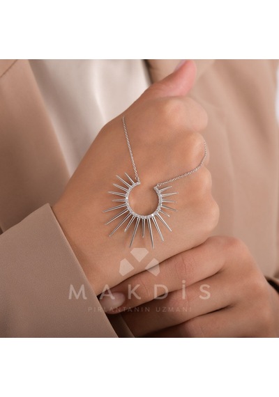 0.40 Karat Fantezi Pırlanta Kolye