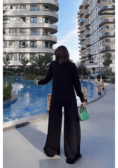 Kadın Siyah Yuvarlak Yaka Sweatshirt & Bol Paça Beli Lastikli Pantolon - Rahat Alt & Üst Takım Siyah