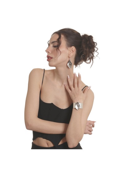 Labalaba Kadın Antik Gümüş Kaplama Antoryum Çiçeği Sallantılı Model Küpe &bileklik Set Gümüş
