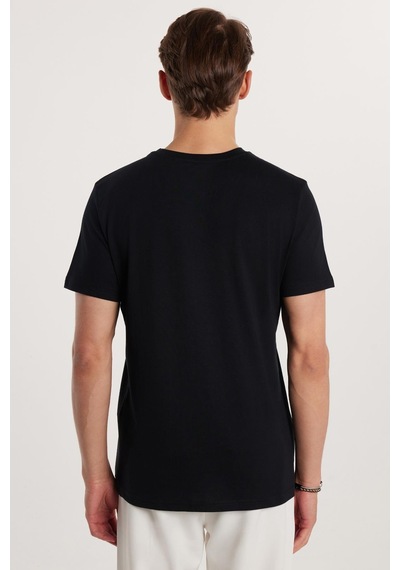 Tudors Erkek Slim Fit Dar Kesim %100 Pamuk Yumuşak Dokulu Baskılı Siyah Bisiklet Yaka Tişört-33130 Siyah Tudors Erkek Slim Fit Dar Kesim %100 Pamuk Yumuşak Dokulu Baskılı Siyah Bisiklet Yaka Tişört-33130 Siyah