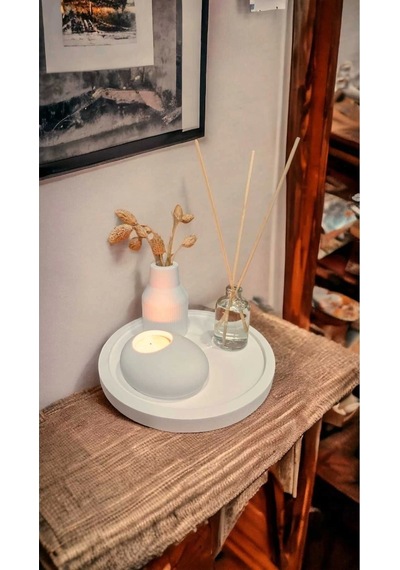 Konik Vazo Vanilya Oda Kokusu Ve Tealight Mum Çok Renkli