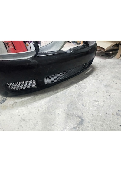 GOLF 4 R32 ÖN TAMPON (IZGARA DAHİL)