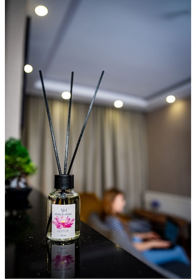 Vivaldi Home Lotus Çiçeği Çubuklu Oda Kokusu Esansiyel Uçucu Yağ 50 ML