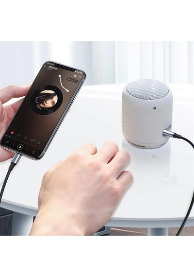 Büro Ev Ofis Arabası İçin Araç İçi 35mm Jak Giriş Lightning Aux Dönüştürücü Oto Ses Kablosu
