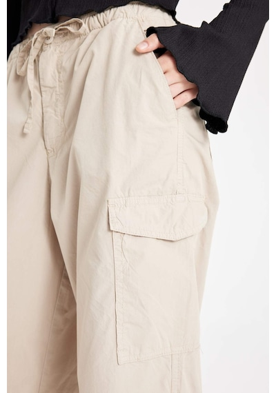 Defacto Coool Paraşüt Poplin Pantolon Basic Düz Cepli Beli Lastikli A6266AX24AUBG191 Bej