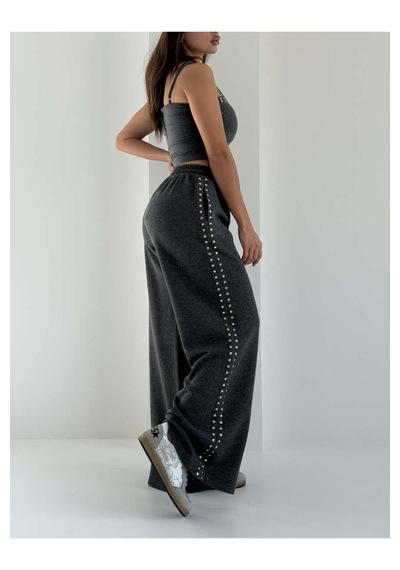 Gümüş Zımba Şeritli Asi Streetwear Bel Lastikli Bağlamalı Konforlu Rahat Cepli Parlak Parıltı Geniş Paça Esnek Baharlık Kışlık Kombin Pantolon Antrasit Gümüş Zımba Şeritli Asi Streetwear Bel Lastikli Bağlamalı Konforlu Rahat Cepli Parlak Parıltı Geniş Paça Esnek Baharlık Kışlık Kombin Pantolon Antrasit