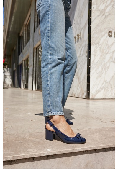 Dorado Kadın Nude Cilt Slingback Kalin Topuklu Ayakkabi Lacivert