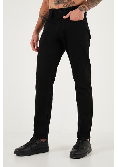 Buratti Streç Pamuklu Comfort Fit Yüksek Bel Boru Paça Jeans Erkek Kot Pantolon 4412C01Texas Siyah Buratti Streç Pamuklu Comfort Fit Yüksek Bel Boru Paça Jeans Erkek Kot Pantolon 4412C01Texas Siyah