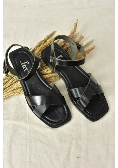 Fox Shoes Siyah Hakiki Deri Çapraz Bantlı Günlük Kadın Sandalet (539485616)