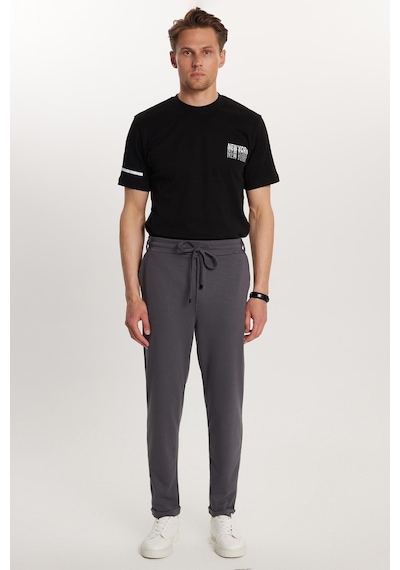 Tudors Erkek Slim Fit Pamuklu Beli Bağlamalı Yan Cepli Katlamalı Paça Jogger Antrasit Pantolon-33813 Antrasit Tudors Erkek Slim Fit Pamuklu Beli Bağlamalı Yan Cepli Katlamalı Paça Jogger Antrasit Pantolon-33813 Antrasit