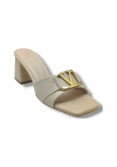 Ceylan Shoes 225-26 Cilt V Tokalı Kalın Topuk Kadın Terlik Bej
