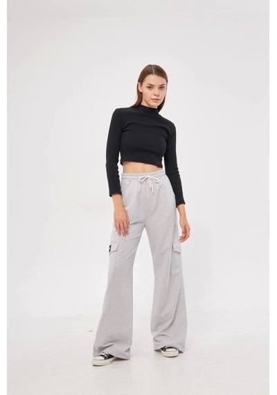 Soonaksesuar Kargo Cepli Palazzo Oversize Kesim İki Iplik Bol Paça Eşofman Altı Pantalon - Gri Gri Soonaksesuar Kargo Cepli Palazzo Oversize Kesim İki Iplik Bol Paça Eşofman Altı Pantalon - Gri Gri