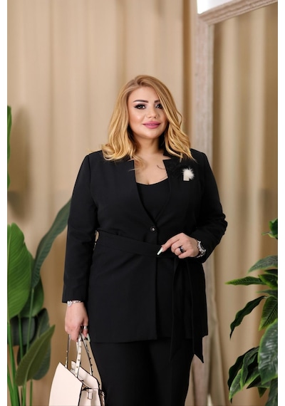 Lady Sharm Krep Kumaş Düğmeli Ön Cebi Aksesuarlı Büyük Beden Takım Siyah