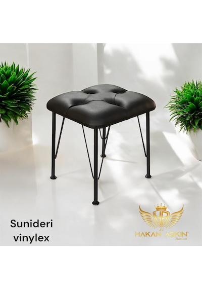 By Hakan Aşkın Siyah Metal Ayaklı Novolux Vinylex Sunideri Puf Black 40x45 Cm Siyah Vinylex