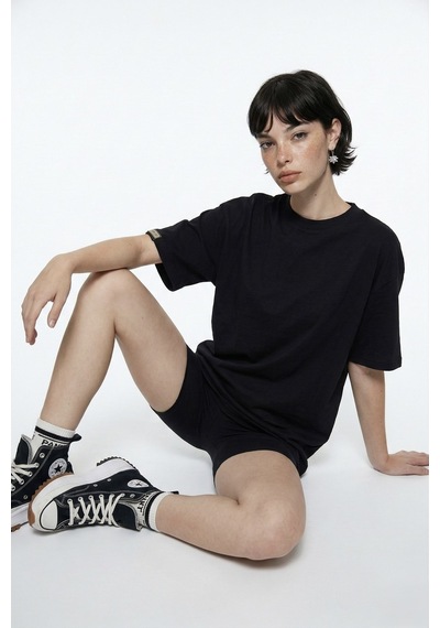 Holly Lolly Pamuklu Unisex Oversize Lure Tshirt Siyah