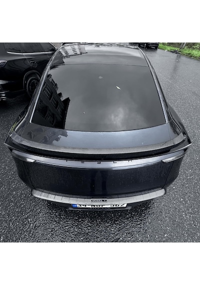 Tesla Model Y Juniper Pro Version Blow Parlak Karbon Fiber Görünüm Spoiler