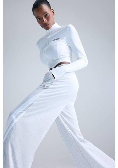 Defacto Defactofit Slim Fit Dar Kesim Dik Yaka Baskılı Fermuarlı Hırka E7717ax25auwt34 Beyaz